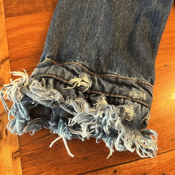 Zara Women's Denim Fringe Jean Jacket size Large - Picture 7 of 9